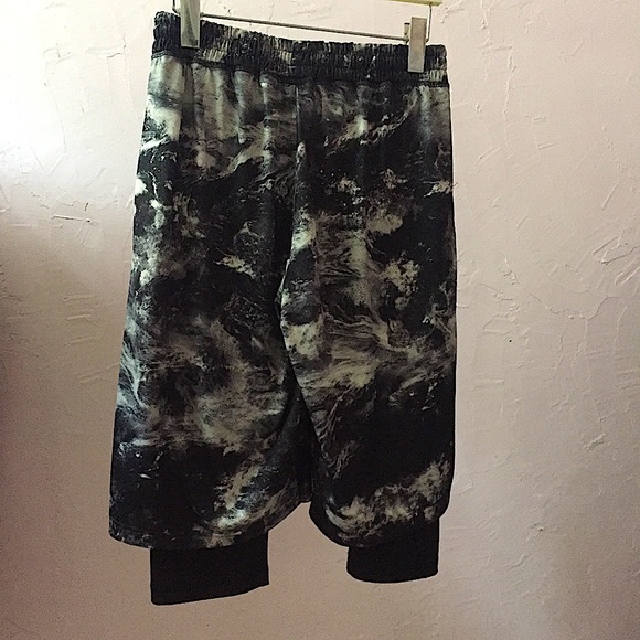 PUMA Sports Compression Shorts - Picture 5 of 6